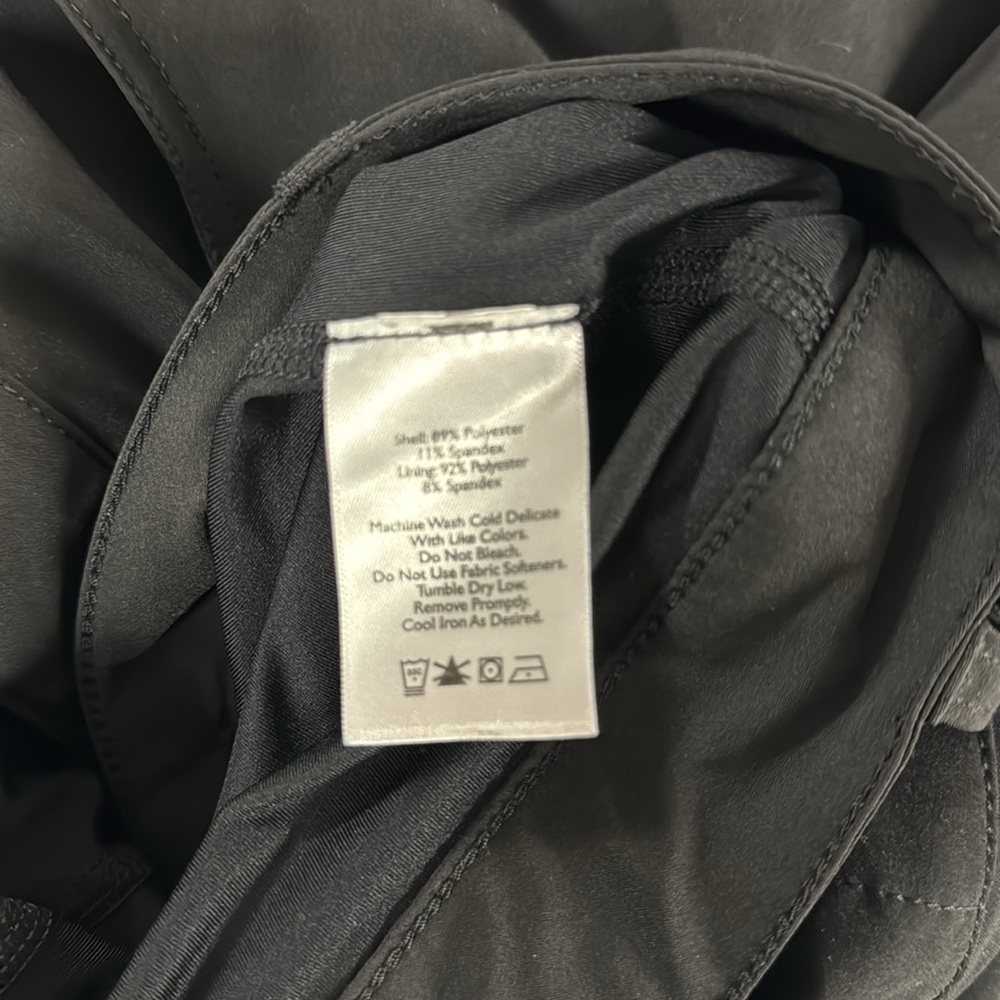 EUC Eddie Bauer Cargo Pocket Skirt in Black - Picture 7 of 8
